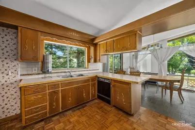8048 Highland Avenue, Downers Grove, IL 60516 - Photo 9