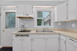 517 W North St, Itasca, IL 60143 - Photo 15