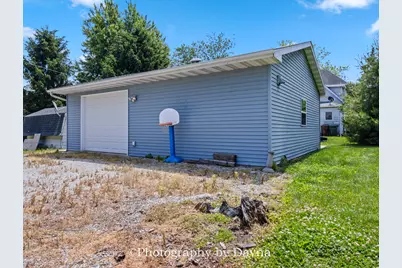 561 W Grant Street, Saint Anne, IL 60964 - Photo 27