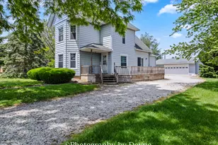 561 W Grant St, Saint Anne, IL 60964 - Photo 29
