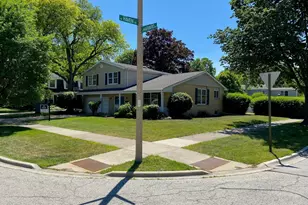 1502 S Harvard Ave, Arlington Heights, IL 60005 - Photo 3