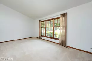 1502 S Harvard Ave, Arlington Heights, IL 60005 - Photo 5