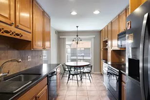 9530 Lamon Ave, Skokie, IL 60077 - Photo 9