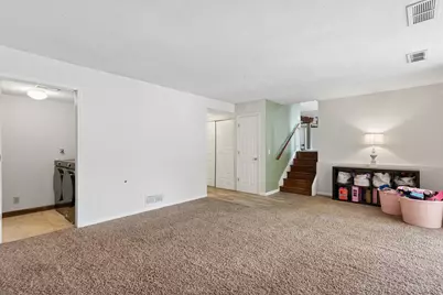 3343 W Ivywood Court, Decatur, IL 62522 - Photo 9