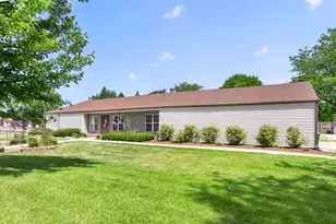 1503 Longwood Dr, Sycamore, IL 60178 - Photo 33