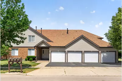 1503 Longwood Drive #2D, Sycamore, IL 60178 - Photo 1