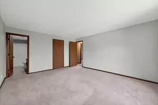 1503 Longwood Dr, Sycamore, IL 60178 - Photo 23