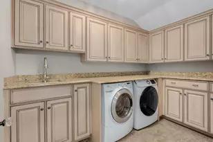 1757 Banchory Ct, Downers Grove, IL 60515 - Photo 47