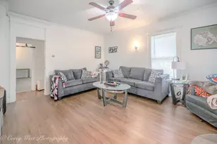 131 S 7th St, Dekalb, IL 60115 - Photo 23