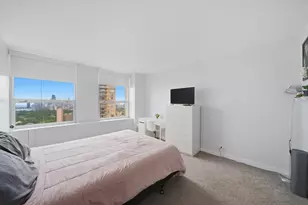 2626 N Lakeview Ave, Chicago, IL 60614 - Photo 11