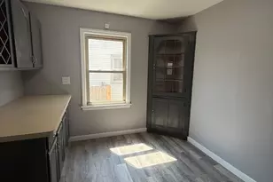 18343 Oakwood Ave, Lansing, IL 60438 - Photo 5