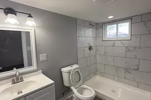 18343 Oakwood Ave, Lansing, IL 60438 - Photo 9
