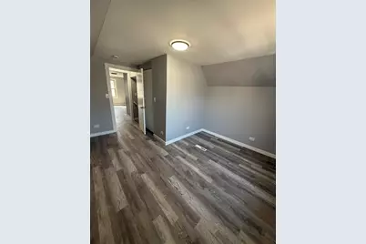 18343 Oakwood Avenue, Lansing, IL 60438 - Photo 7