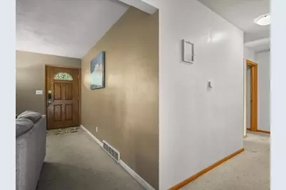 131 Dawn Avenue, Rockford, IL 61107 - Photo 5
