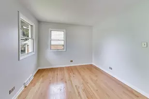 5455 S Catherine Ave, Countryside, IL 60525 - Photo 17