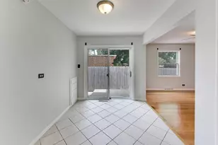 5455 S Catherine Ave, Countryside, IL 60525 - Photo 5