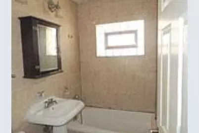 1801 N 74th Avenue, Elmwood Park, IL 60707 - Photo 13