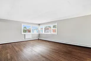2411 W Balmoral Ave, Chicago, IL 60625 - Photo 9