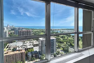 655 W Irving Park Rd, Chicago, IL 60613 - Photo 9