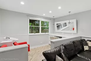 2109 Hitching Post Ln, Schaumburg, IL 60194 - Photo 25
