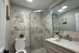 9759 Rutherford Ave, Oak Lawn, IL 60453 - Photo 17