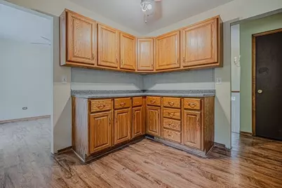 2729 Lowery Court, Zion, IL 60099 - Photo 5