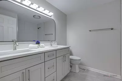 1030 Lilac Court, Libertyville, IL 60048 - Photo 19