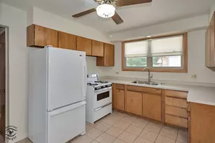 244 Lynn Ln, Chicago Heights, IL 60411 - Photo 7