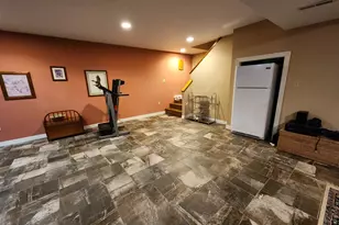 1 W Elmwood Dr, Putnam, IL 61560 - Photo 33