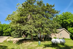 1 W Elmwood Dr, Putnam, IL 61560 - Photo 41