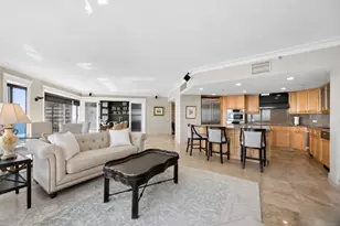 950 N Michigan Ave, Chicago, IL 60611 - Photo 11