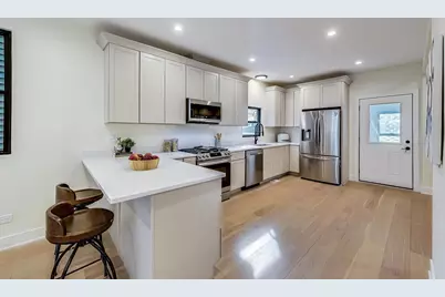 1644 N Troy Street #1, Chicago, IL 60647 - Photo 9