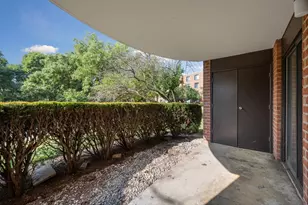 1605 E Central Rd, Arlington Heights, IL 60005 - Photo 17
