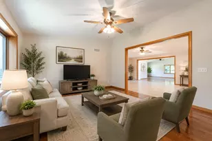1516 W Reiche Ln, McHenry, IL 60051 - Photo 5