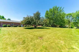 1516 W Reiche Ln, McHenry, IL 60051 - Photo 39