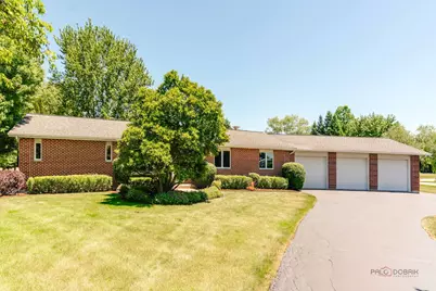 1516 W Reiche Lane, McHenry, IL 60051 - Photo 1