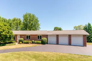 1516 W Reiche Ln, McHenry, IL 60051 - Photo 3