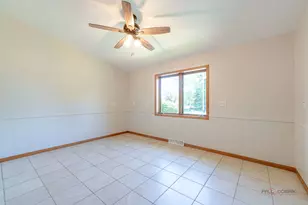 1516 W Reiche Ln, McHenry, IL 60051 - Photo 23