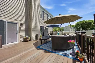 702 Hickory Ln, Carol Stream, IL 60188 - Photo 33