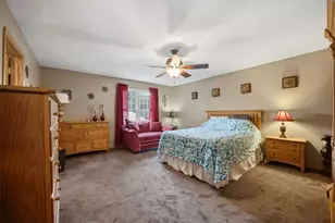 702 Hickory Ln, Carol Stream, IL 60188 - Photo 19