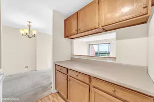 1840 Huntington Blvd, Hoffman Estates, IL 60169 - Photo 7