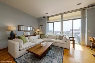 1350 W Fullerton Ave, Chicago, IL 60614 - Photo 3