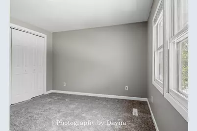 212 Valley Avenue, Bradley, IL 60915 - Photo 11
