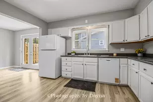 212 Valley Ave, Bradley, IL 60915 - Photo 9