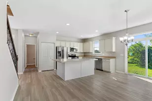 2349 Mayfield Dr, Montgomery, IL 60538 - Photo 13