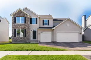 2349 Mayfield Dr, Montgomery, IL 60538 - Photo 1