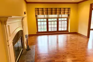244 Knoll St, Wheaton, IL 60187 - Photo 9