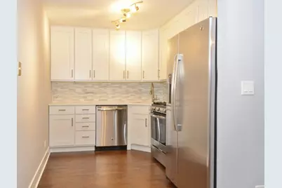 2050 Valencia Drive #205C, Northbrook, IL 60062 - Photo 5