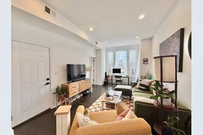 2915 W McLean Avenue, Chicago, IL 60647 - Photo 3