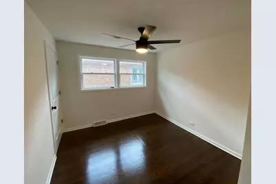 5749 W 63rd Place, Chicago, IL 60638 - Photo 15